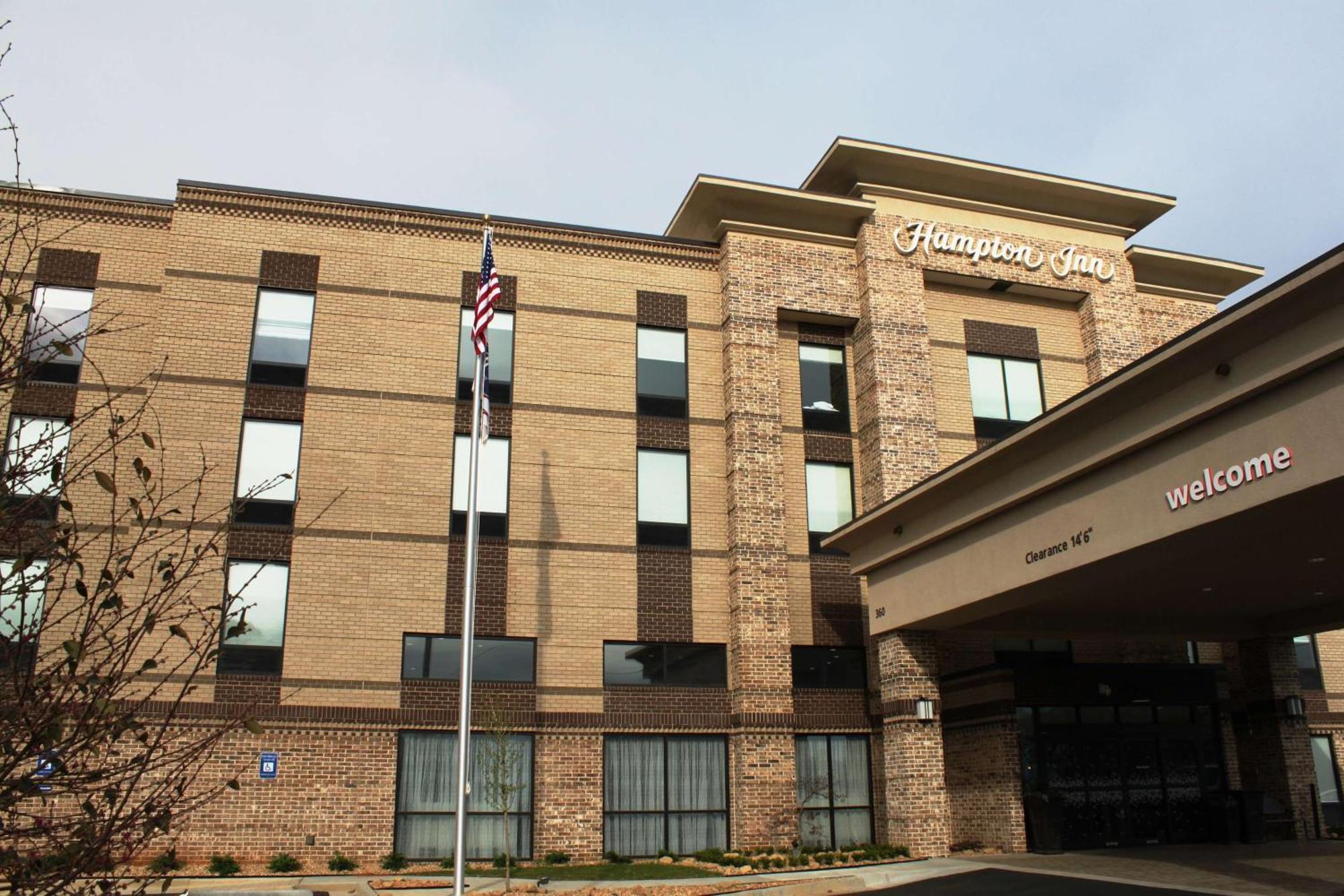 Hampton Inn Forsyth Εξωτερικό φωτογραφία